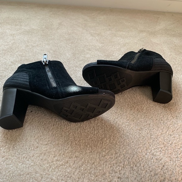 White Mountain ‘Daytona’ Booties - Picture 3 of 4